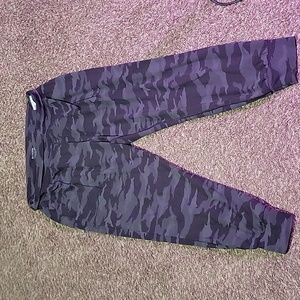 Athleta XL Salutation Camo Jogger